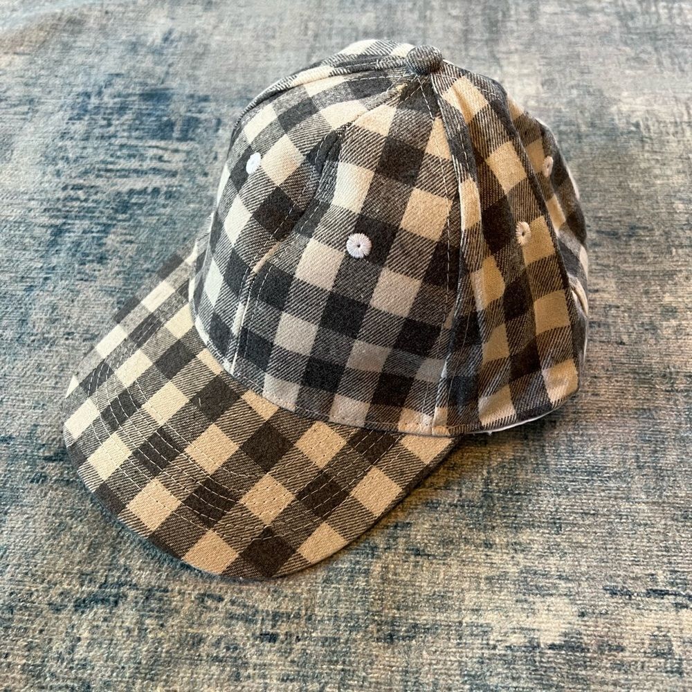 New! Cocus Pocus White Gray Buffalo Check Baseball Cap